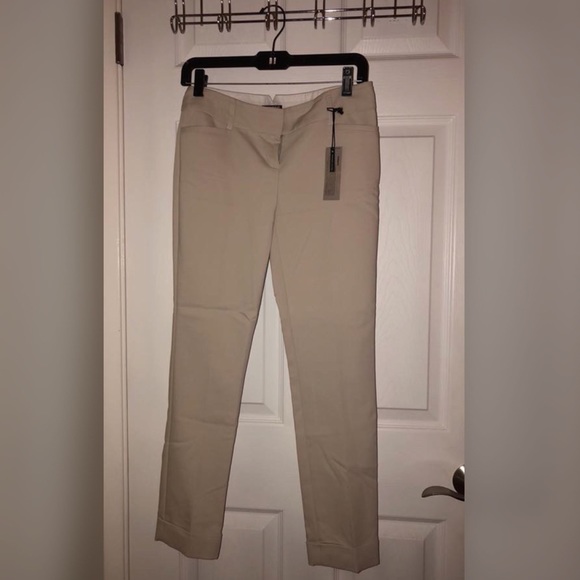 Dress pants - Picture 2 of 3